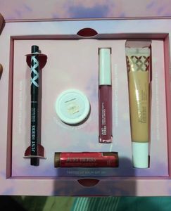 Just Herbs Makeup Set