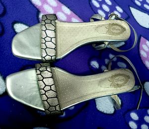 Sandals With Crystal Block Heel