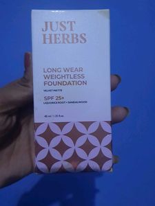 “Long Wear Weightless Foundation | Used 20%