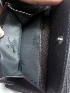 Leather Bi-Fold Wallet