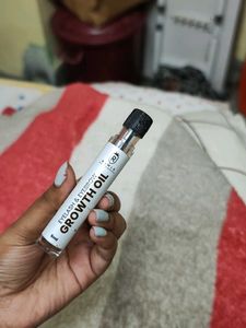 Eyelash & Eyebrow Growth Oil Left 80%