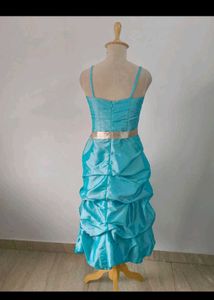 Elegant teal Dress 🩵