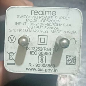 White USB Mobile Charger Realme
