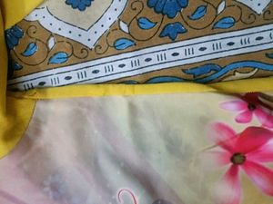 Multi Yellow Sweatshirt For Women In Xl Size