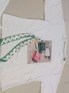 Graphic Print Tee with Scarf