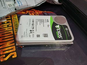 Seagate Exos X16 16TB HDD