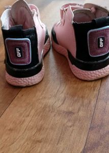 Girls&#39; Pink High top Sneakers
