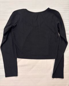 Black Long Sleeve Crop Top