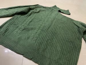 Trendy Olive Sweater✨✨