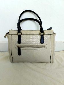Guess Authentic