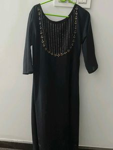 Elegant Black Embellished Kurta