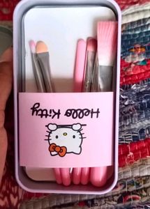 Hello Kitty Makeup Brushes