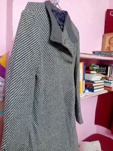 Houndstooth Overcoat