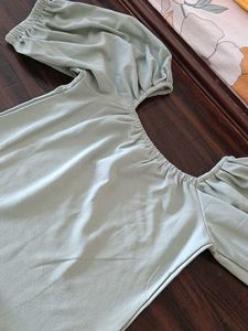 Cute Green Puff Sleeve Top