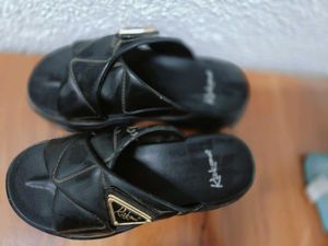 Chic Black Platform Slides