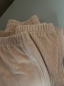 H &amp; M Velour Joggers Beige ❤️