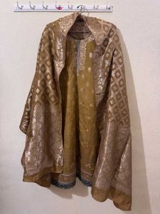 Elegant Ethnic Kurta Set
