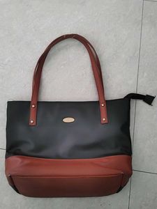 Koel By Lavie