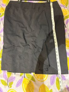 Beautiful Pencil Skirt With Ruffle