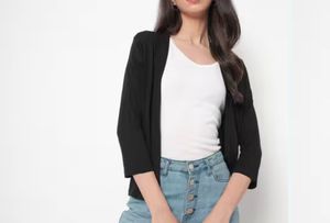 4 Kurtis + 2 Free Shrugs