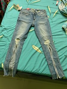 Levis 711 Skinny Jeans