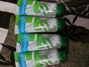 Everyuth Neem Face Wash (4)