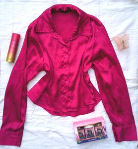 Hot Pink Shirt 🌷