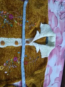 Embroidered Knit Cardigan