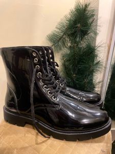 Patent Leather Ankle Boots - Black (El Paso)