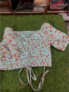 Floral Print Crop Top