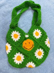 Crochet Daisy Smiley Bag
