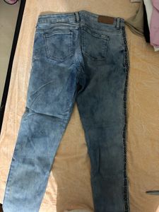 blue denim pant