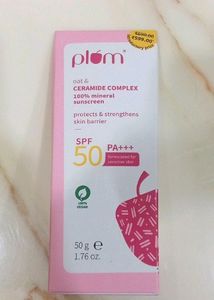 Oat mineral sunscreen with ceramide