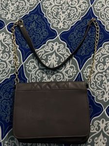 SLING BAG