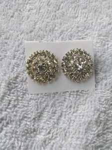 Sparkling Stud Earrings