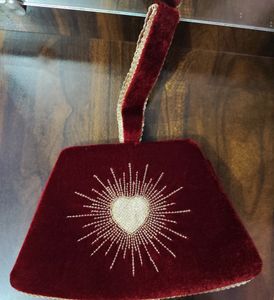 Charlotte Tillbury Potli.