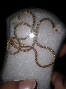 Pendant With Earrings