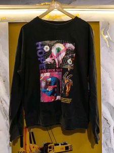 Graphic Print Sweatshirt
