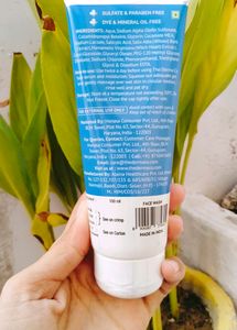 The Derma Co 1% Salicylic Acid Gel Face Wash with