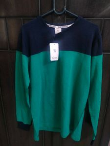 Stylish Sweatshirt/T-shirt