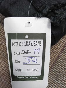 D@19 Size-32 Slim Jeans