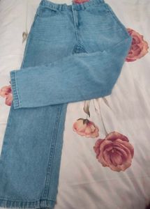 Girl&#39;s Denim Jeans