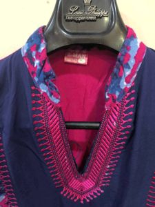 Pink &amp; Navy Printed Kurti