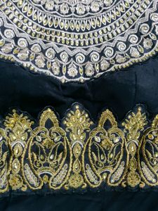 Trendy Gown With Pad