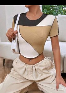 Color Block Crop Top