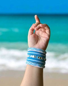 *Navratri Special*Blue &amp; White Bangle💙
