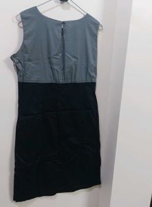 Two-Tone Sleeveless Dress