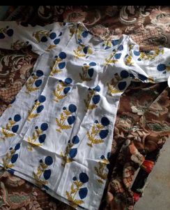 Stylish Women&#39;s Tops