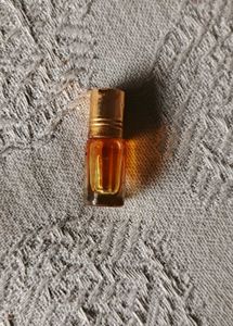 Asli Lal Pari Attar
