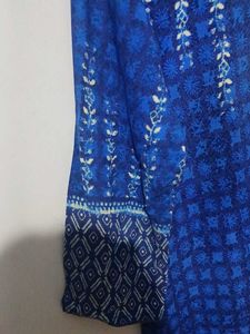 Sabhyata Kurta With Beads &amp; Sequins Embellishments